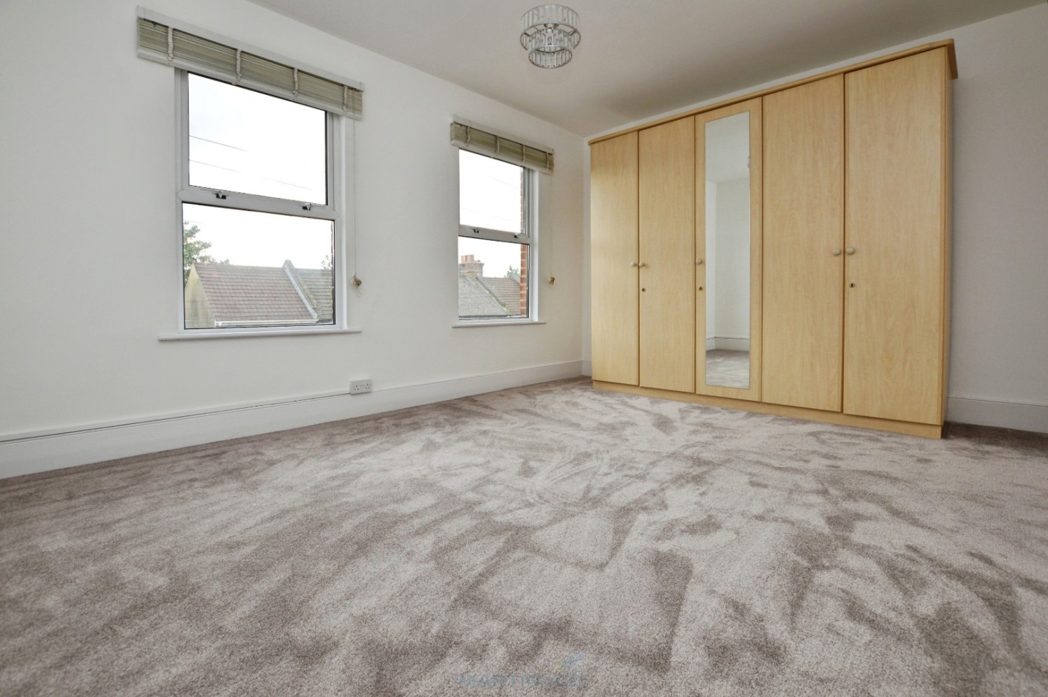 3 bedroom House for Letting Old Road West, Gravesend