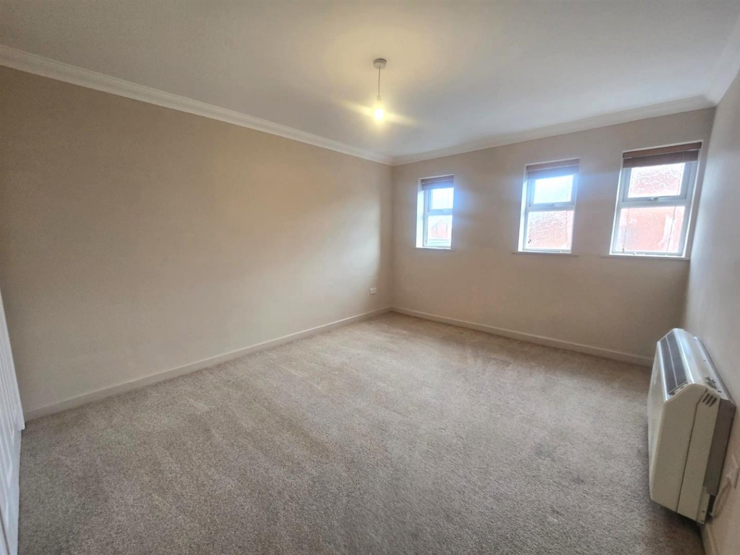 1 bedroom Flat for Letting Camp Road, Farnborough