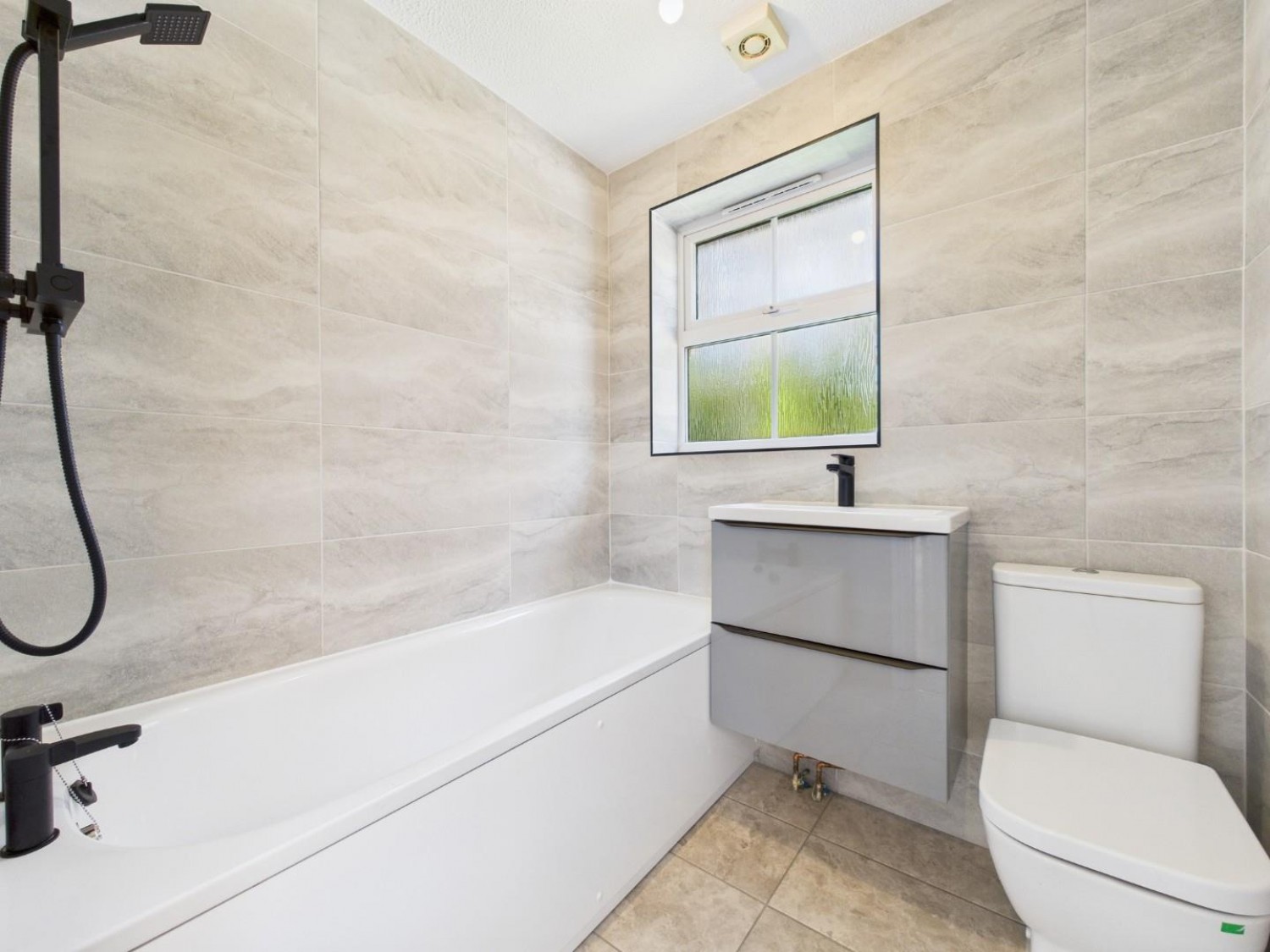 Blackberry Close, South Hykeham, Lincoln