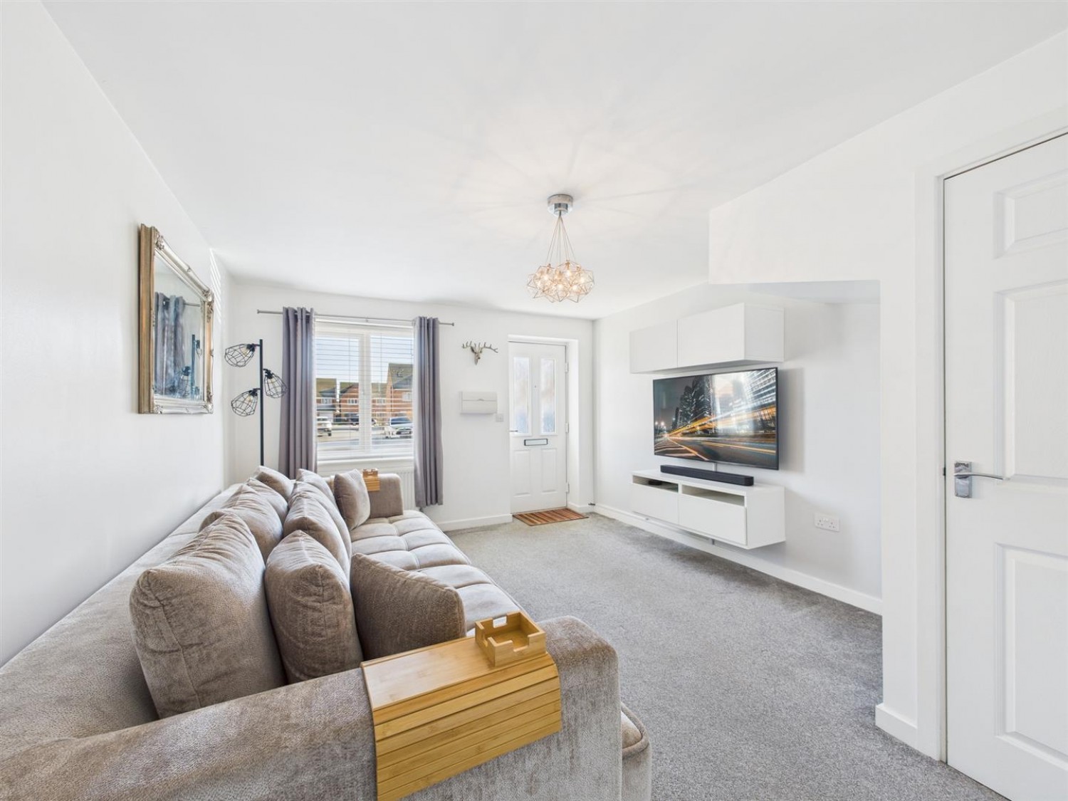 Furnace Close, North Hykeham, Lincoln