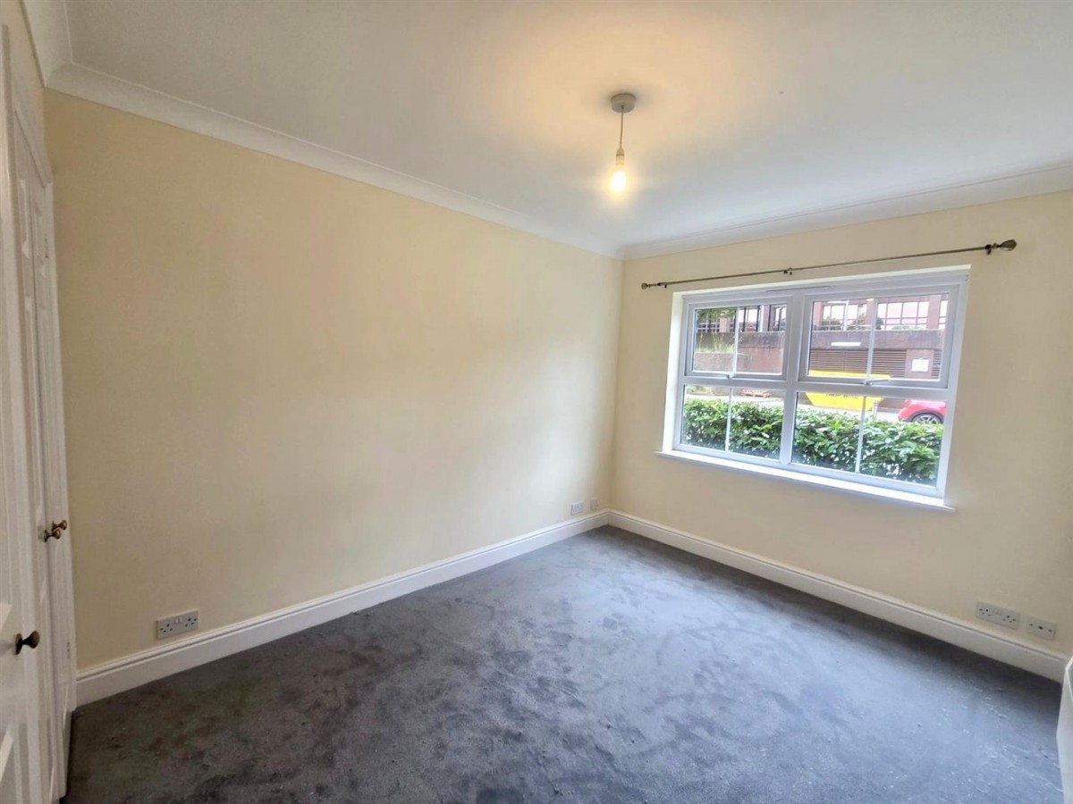 Burleigh Gardens, Woking