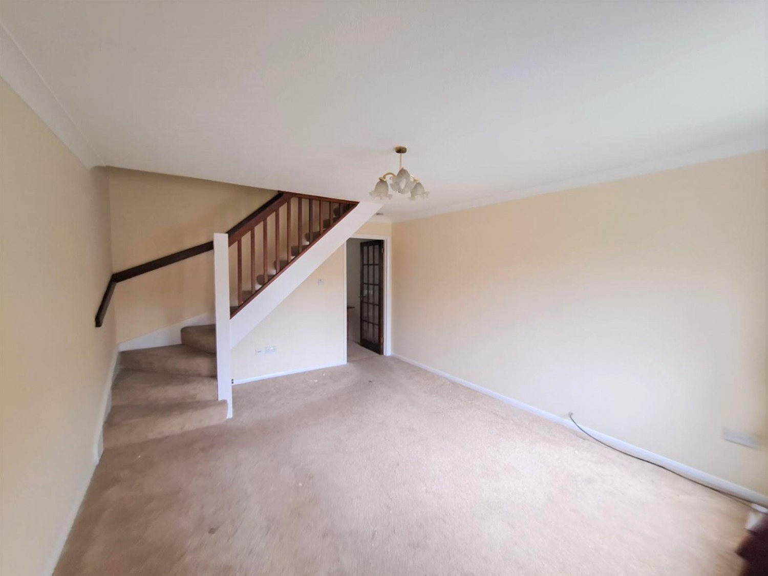Grenadiers Way, Farnborough