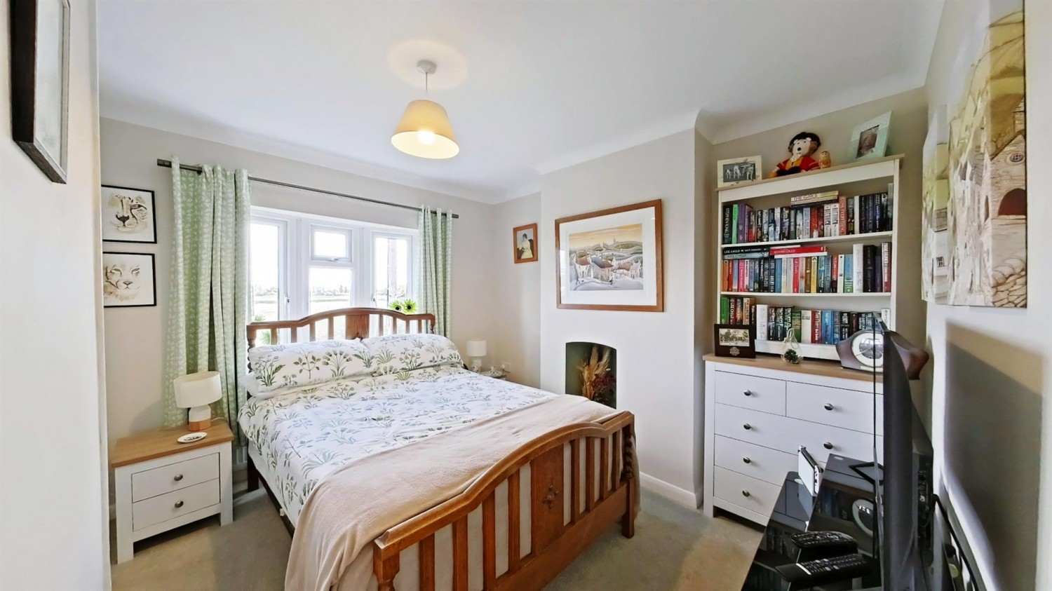3 bedroom House for Sale Cooling Common, Cliffe, Rochester