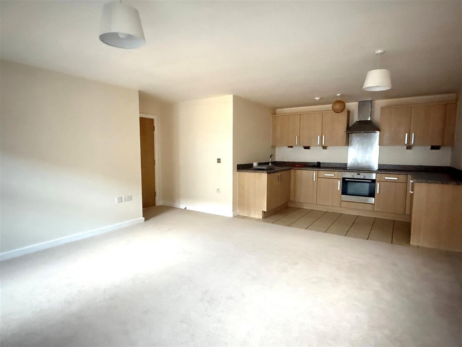 2 bedroom Flat for Letting Frederick Street, Aldershot