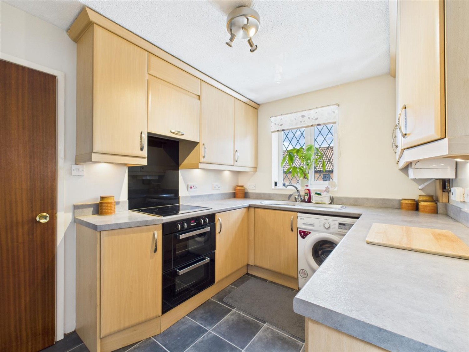 2 bedroom Bungalow for Sale Longwoods Walk, Knottingley