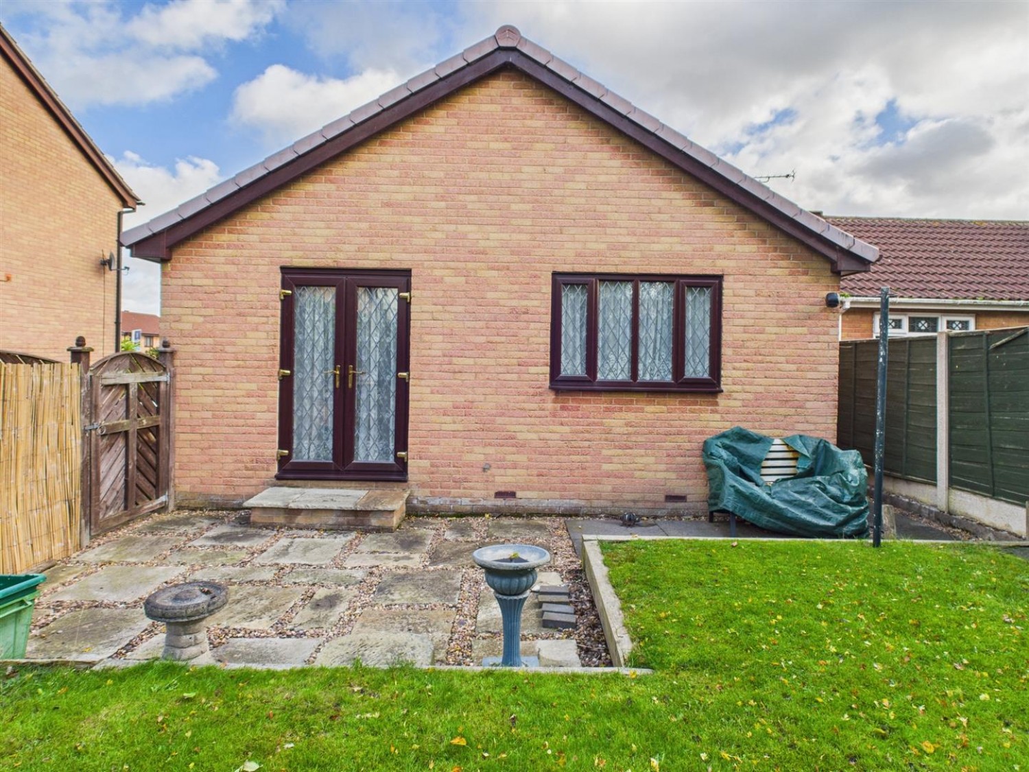2 bedroom Bungalow for Sale Longwoods Walk, Knottingley