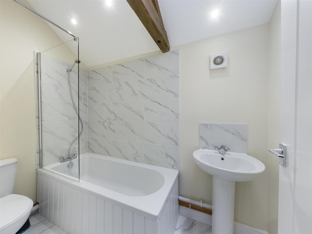 North Ives, Pontefract