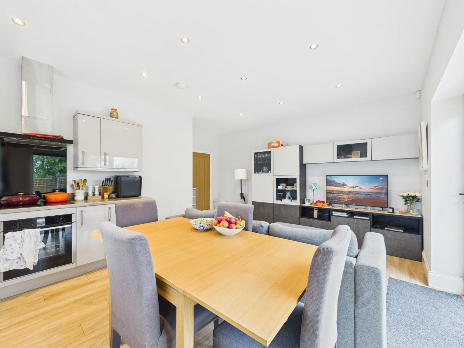 Fledgling Close, Eagle, Lincoln