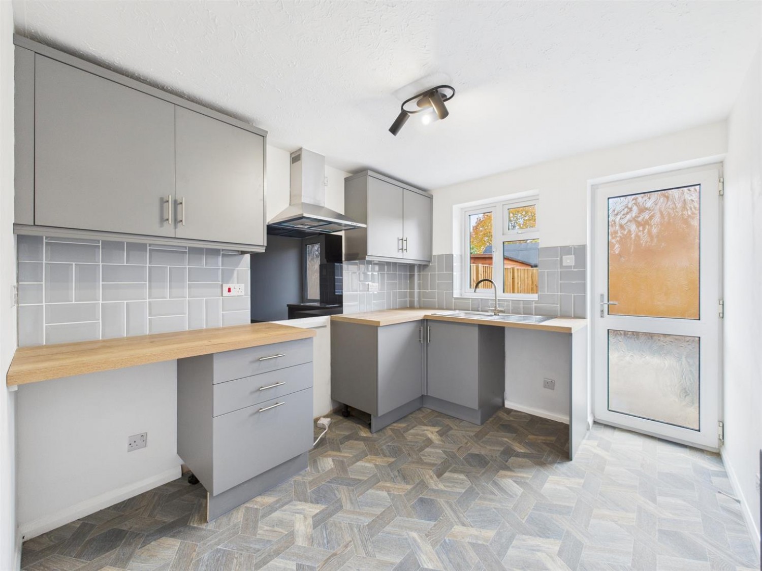 2 bedroom Bungalow for Sale Holmes Field, Bassingham, Lincoln