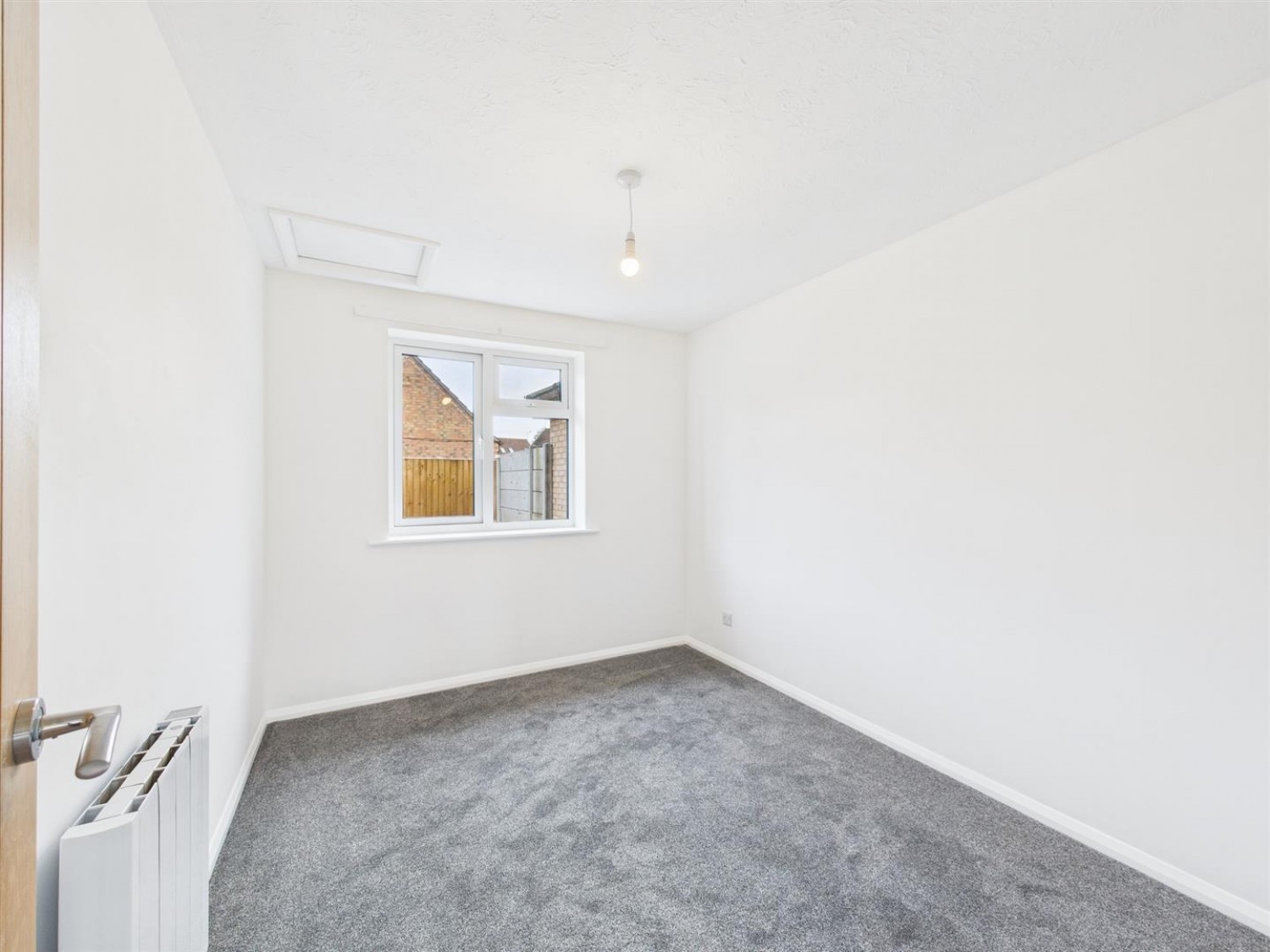 2 bedroom Bungalow for Sale Holmes Field, Bassingham, Lincoln