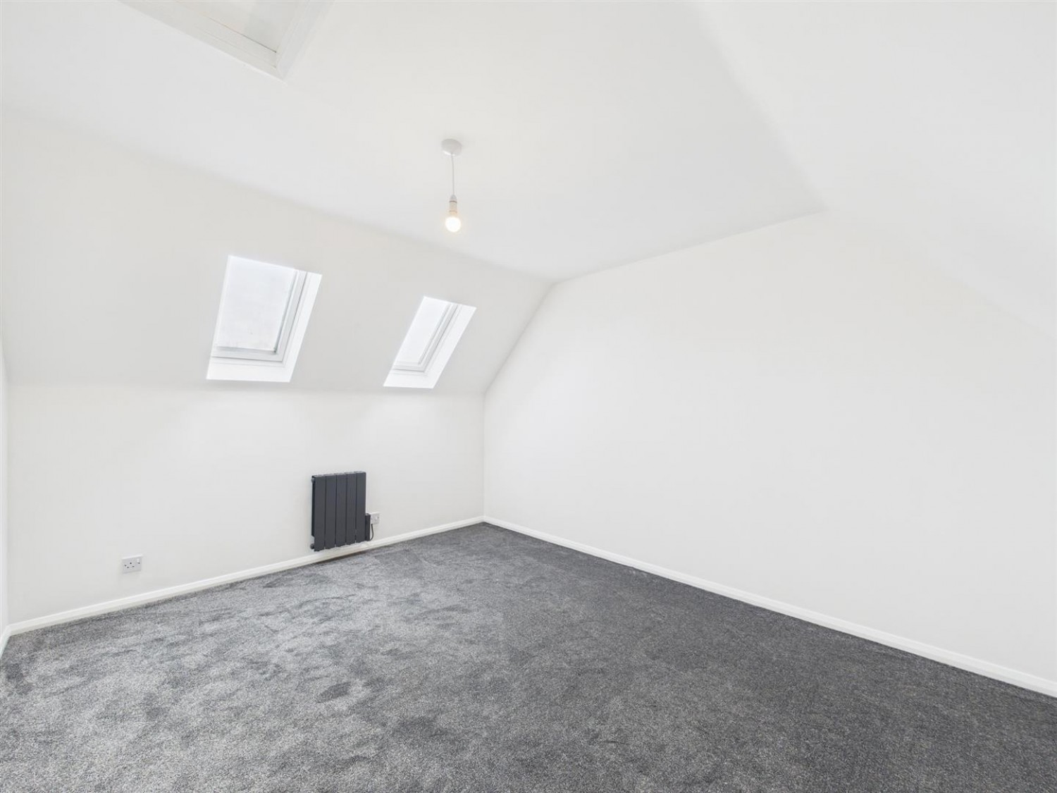 2 bedroom Bungalow for Sale Holmes Field, Bassingham, Lincoln