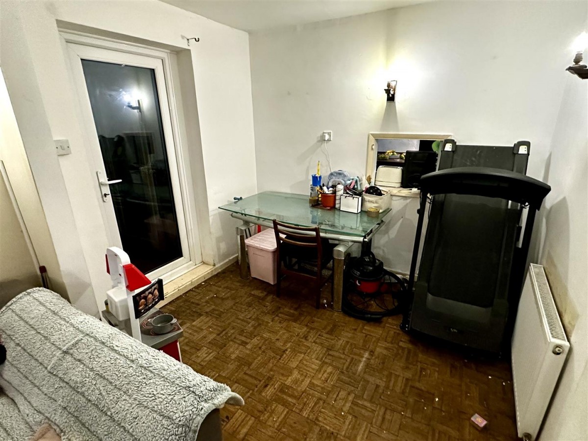 Cove Road, Farnborough