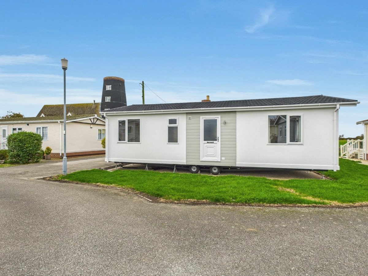 West End Park, Long Lane, Ingham, Lincoln