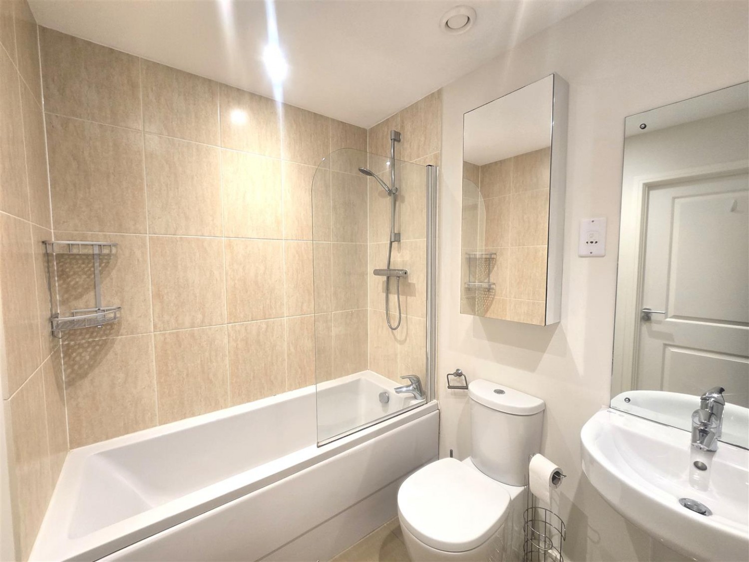 1 bedroom Flat for Letting Buccaneer Court, Kestrel Road, Farnborough