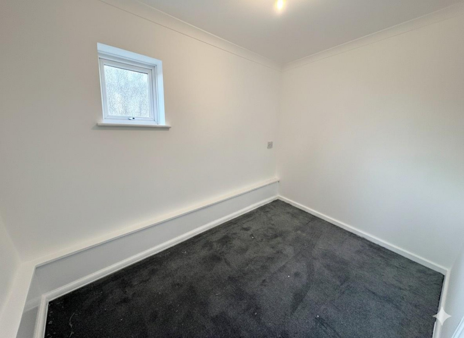 2 bedroom House for Letting Mayfield Road, Farnborough