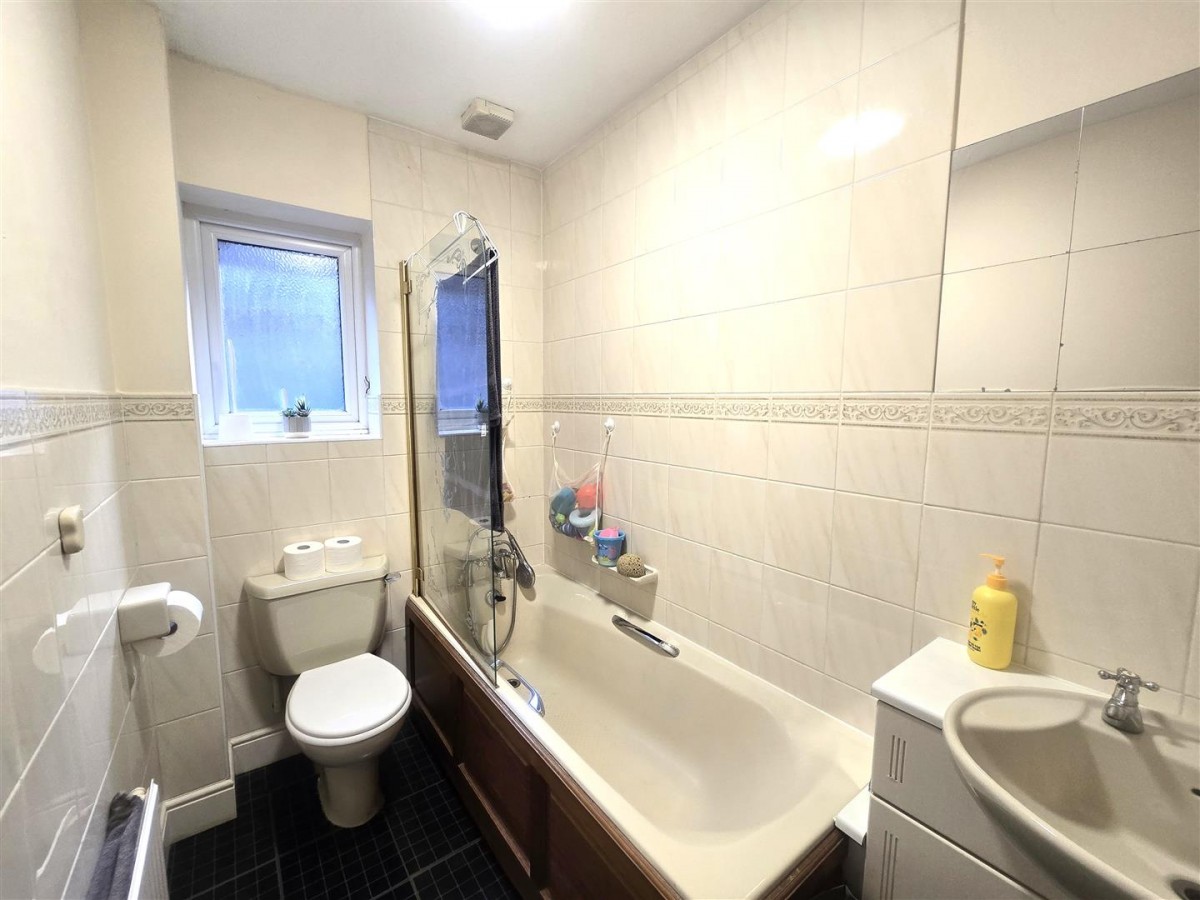 Herbs End, Farnborough