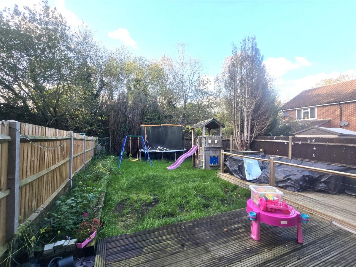 Herbs End, Farnborough