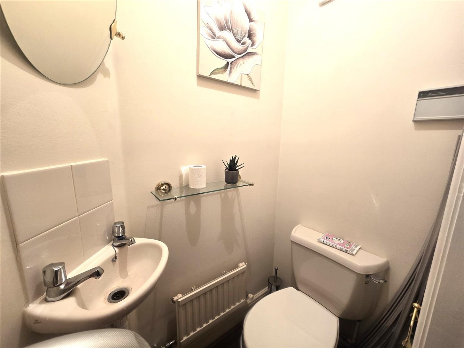 3 bedroom House for Letting Herbs End, Farnborough