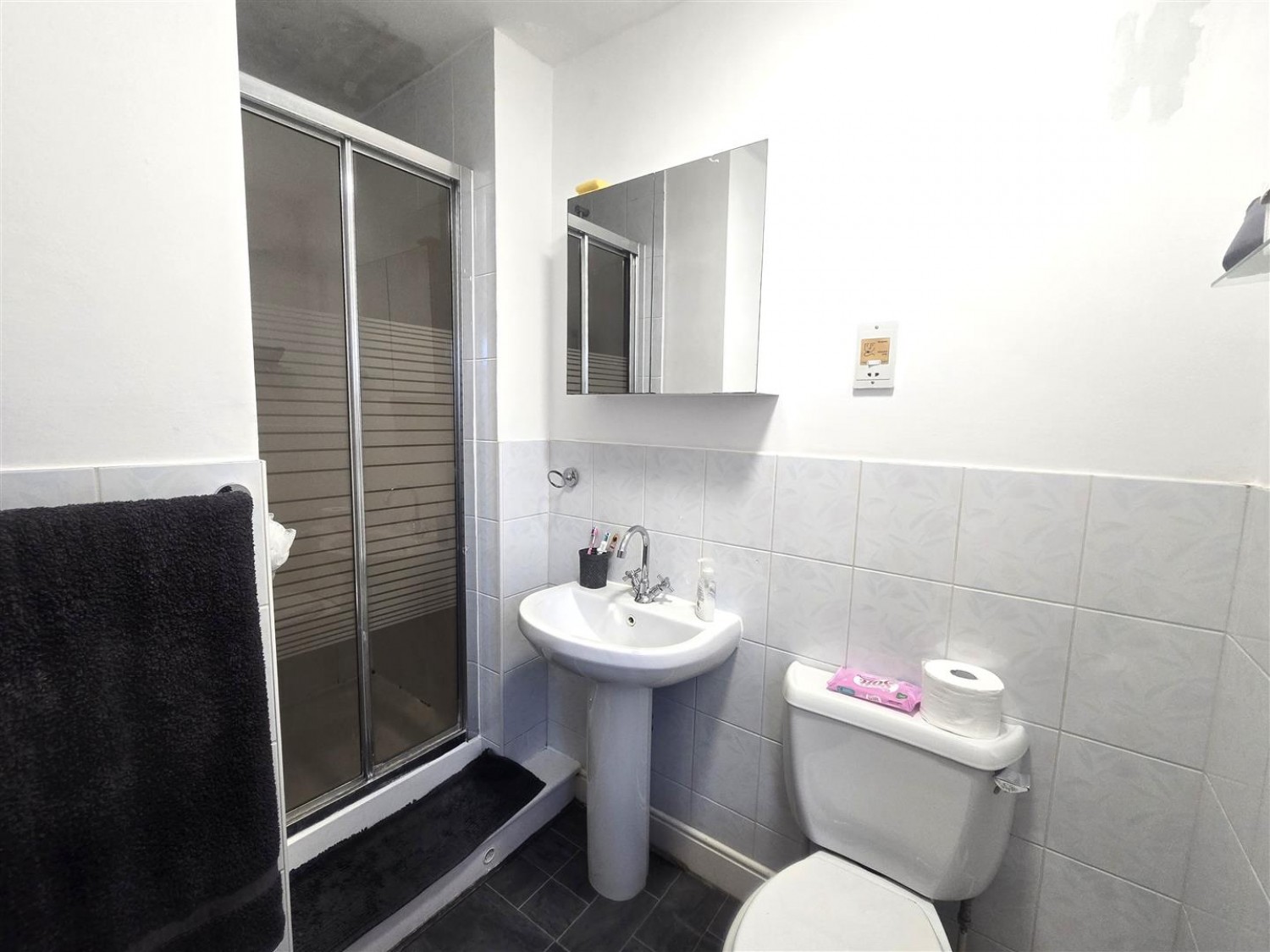 3 bedroom House for Letting Herbs End, Farnborough