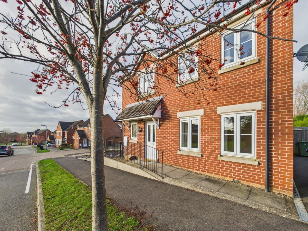 Manrico Drive, Lincoln