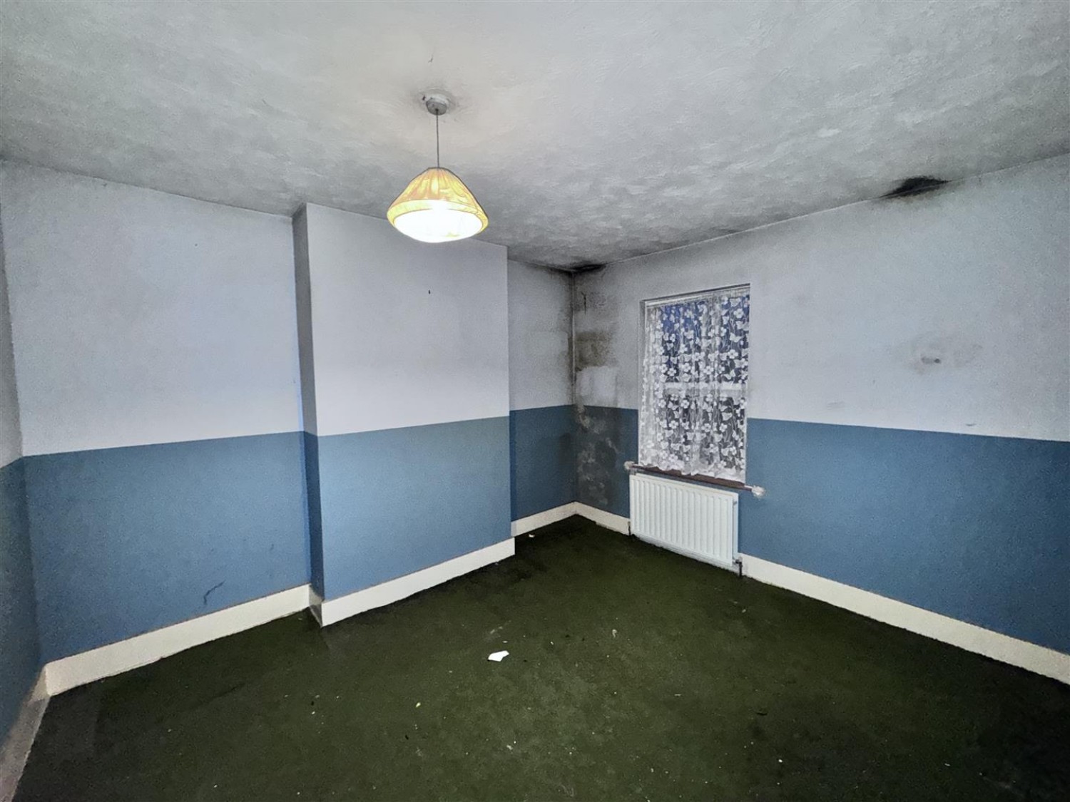 2 bedroom House for Sale Ash Road, Aldershot