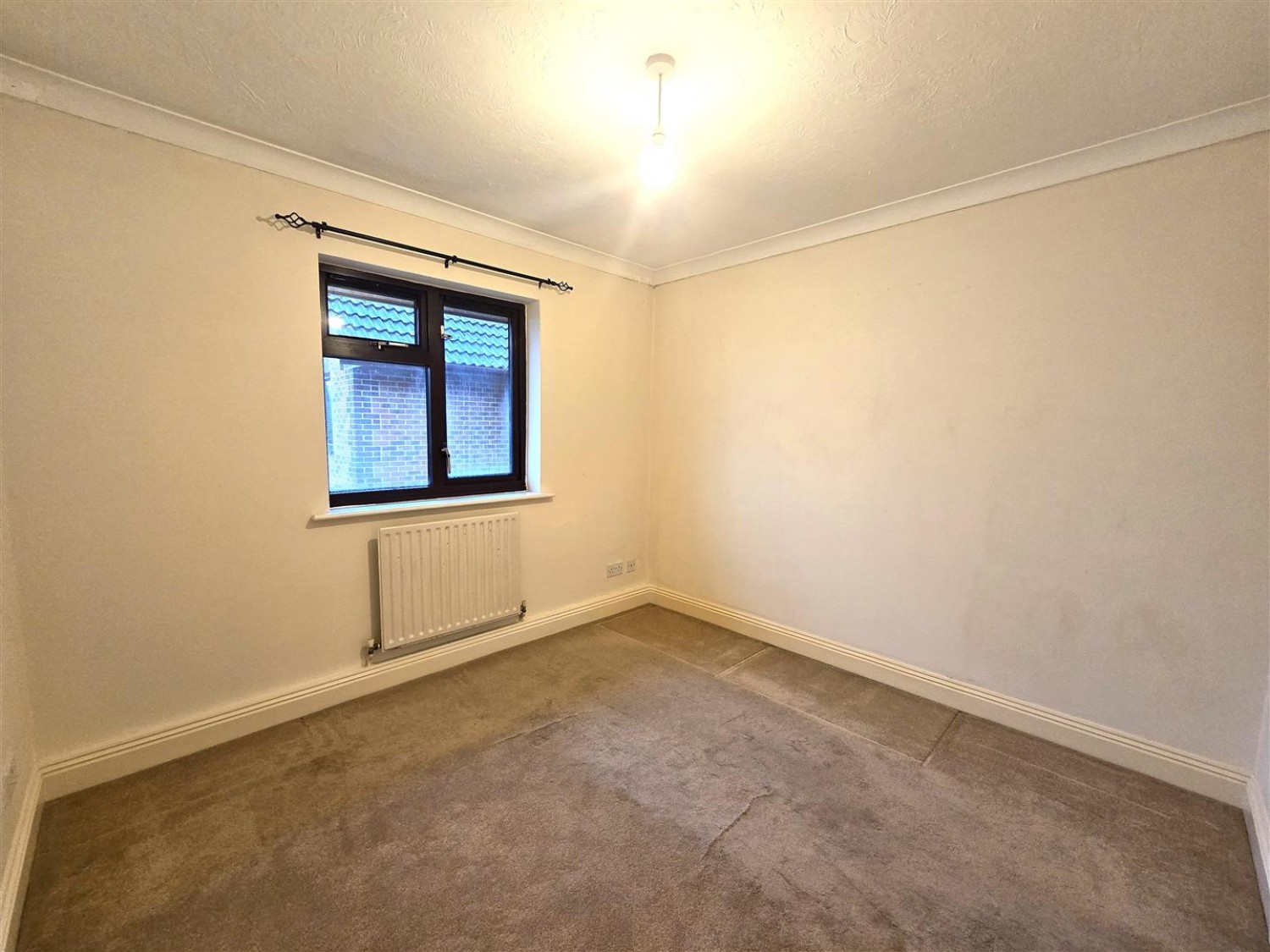 1 bedroom Flat for Letting East Station Road, Aldershot