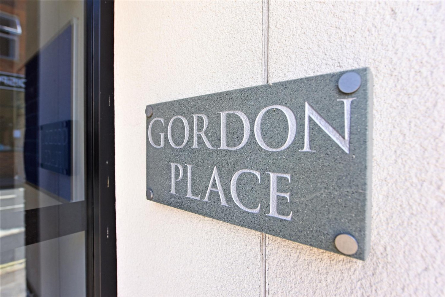 2 bedroom Flat for Letting Birchett Road, Aldershot