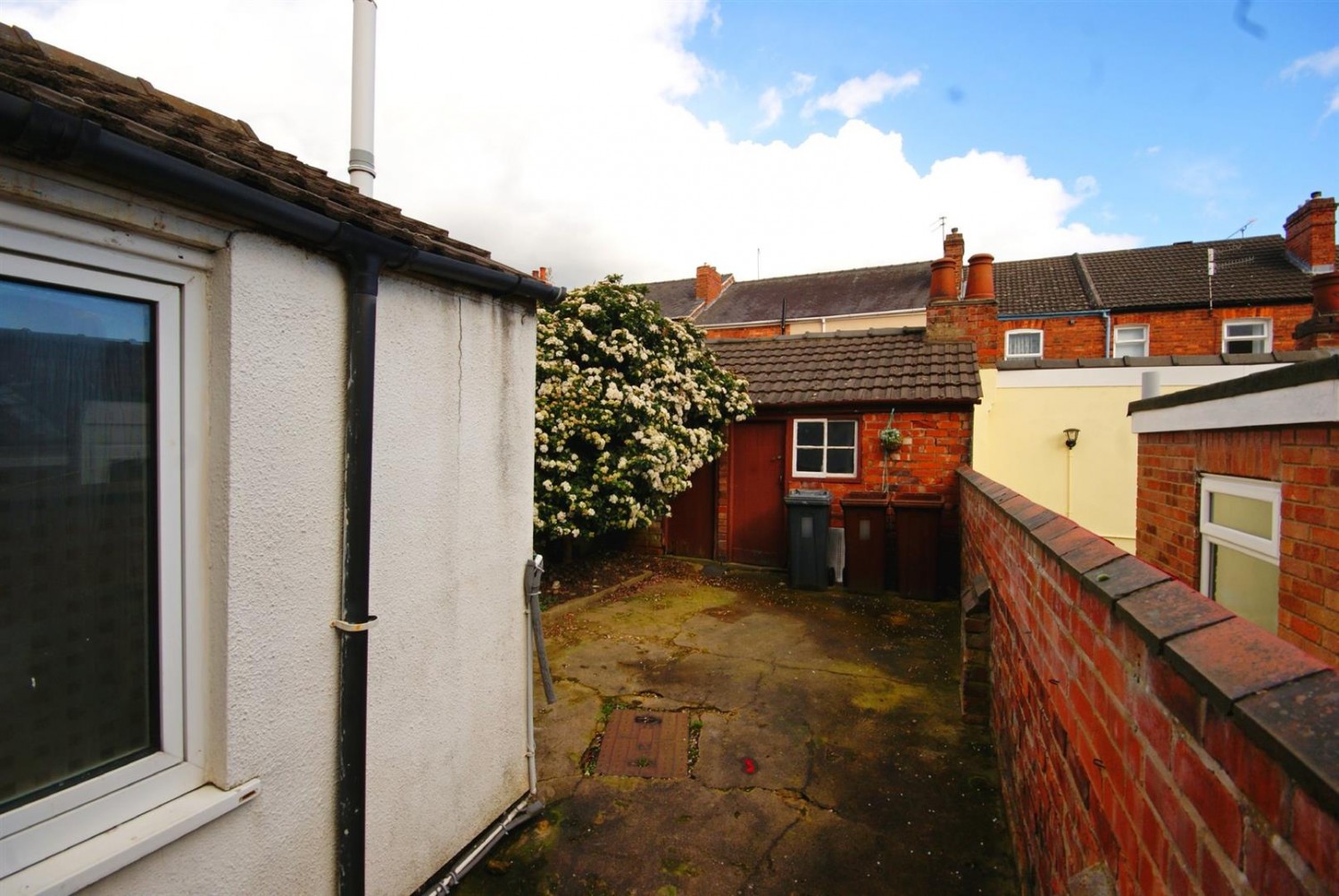 3 bedroom House in Oakfield Street, Lincoln