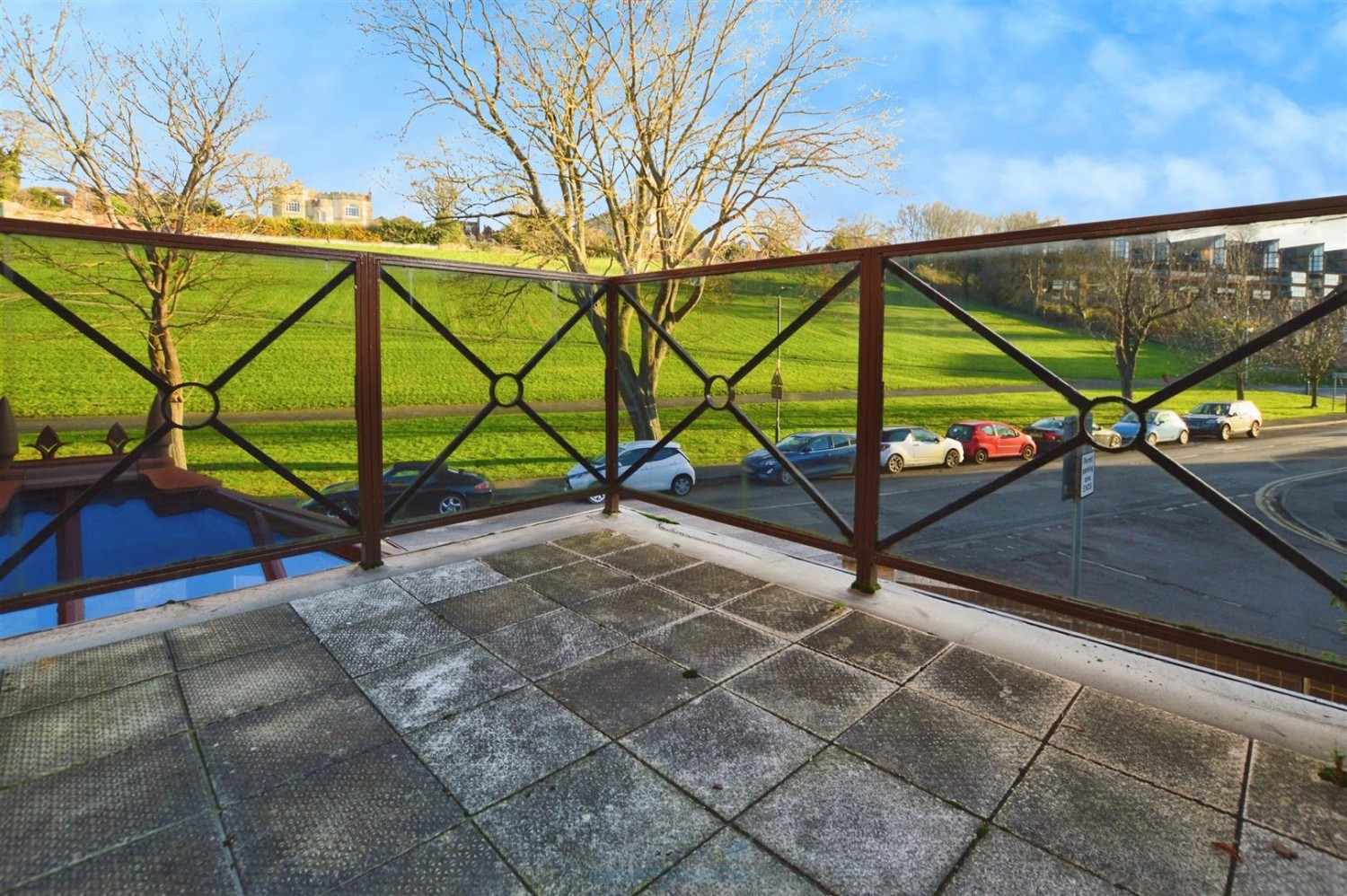 3 bedroom House in Hathaway Court, Esplanade, Rochester