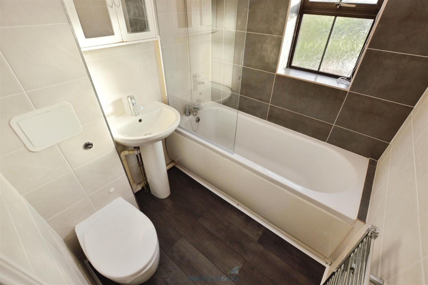 3 bedroom House in Hathaway Court, Esplanade, Rochester