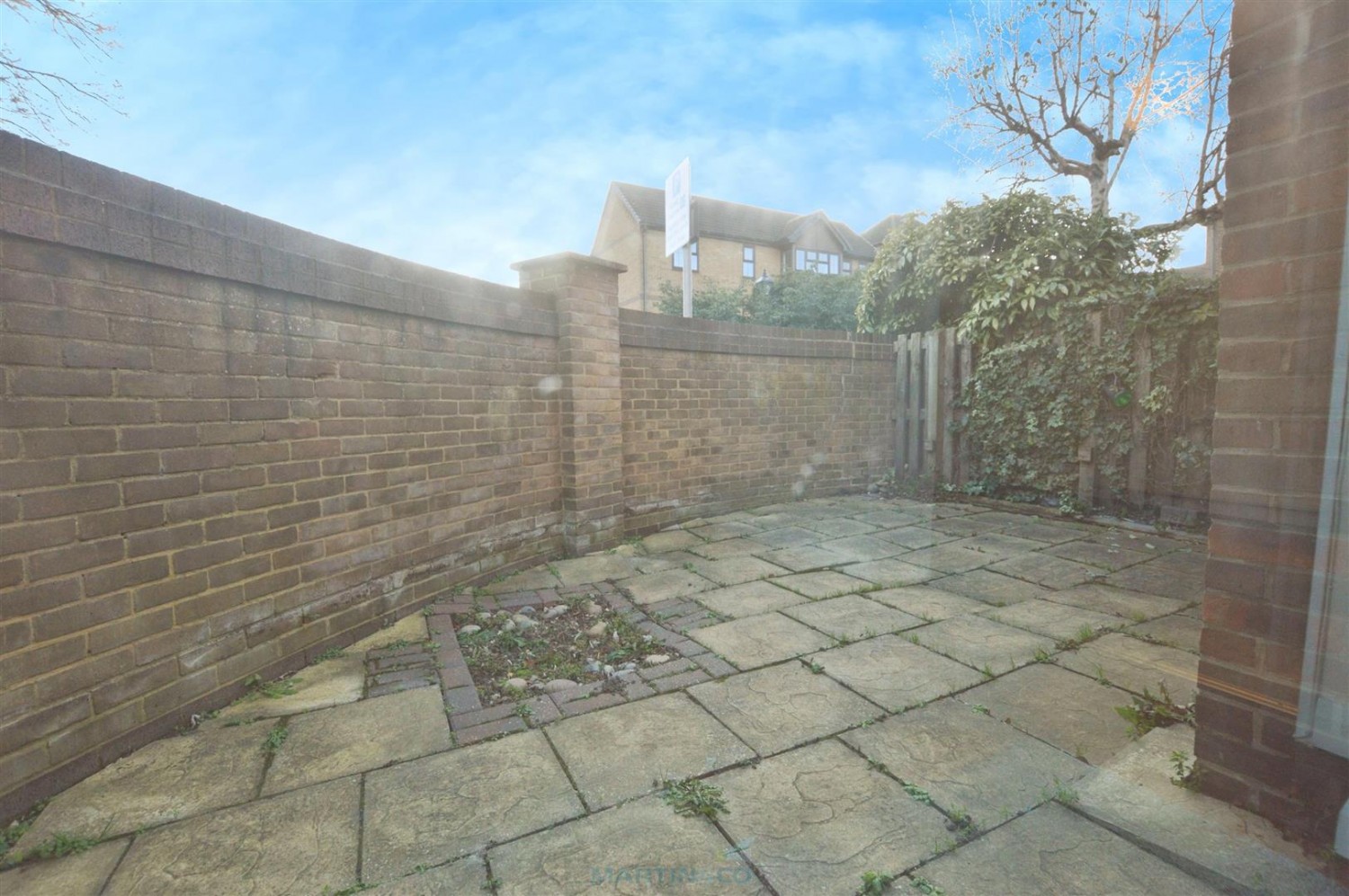 3 bedroom House in Hathaway Court, Esplanade, Rochester