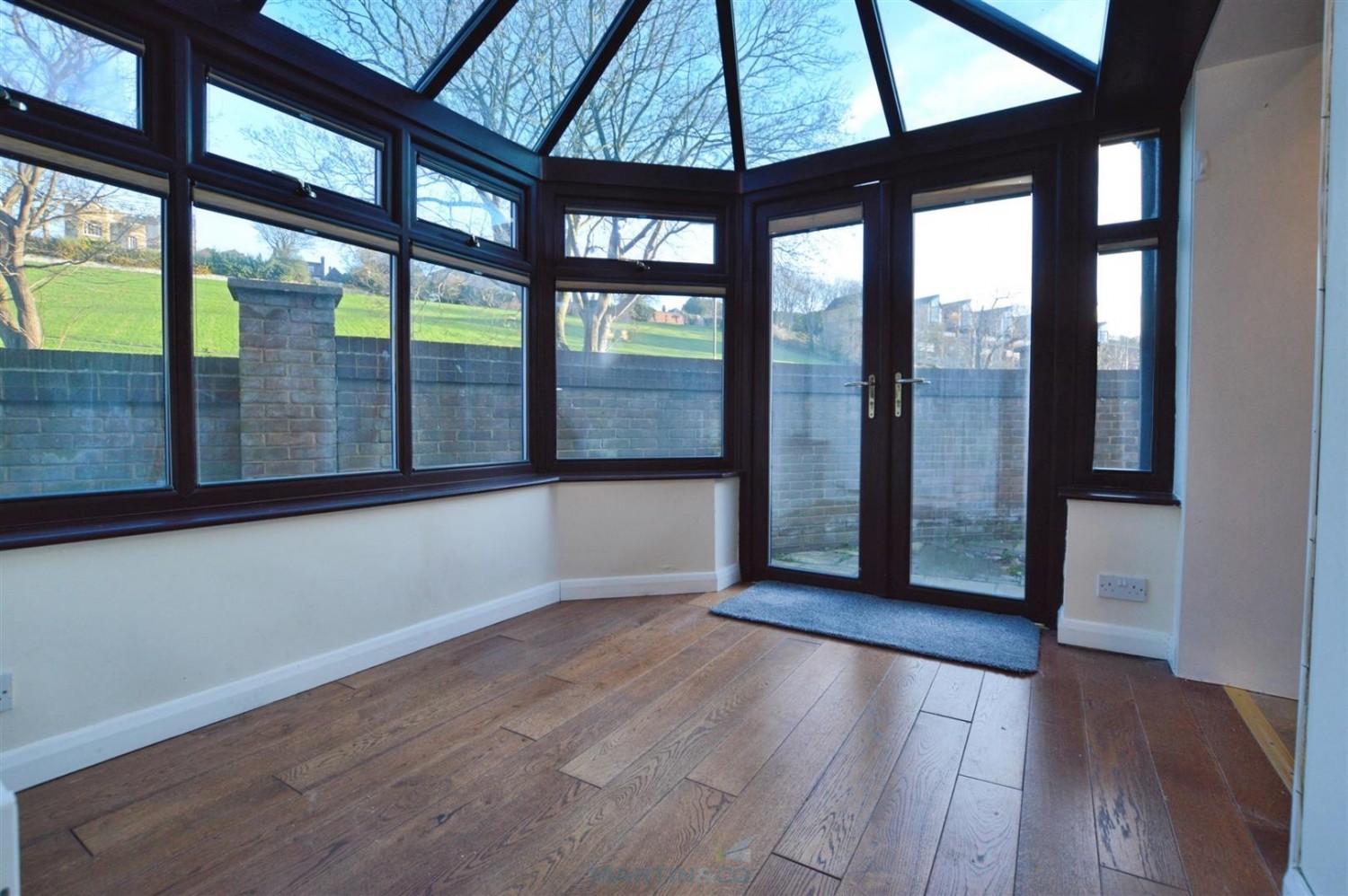 3 bedroom House in Hathaway Court, Esplanade, Rochester