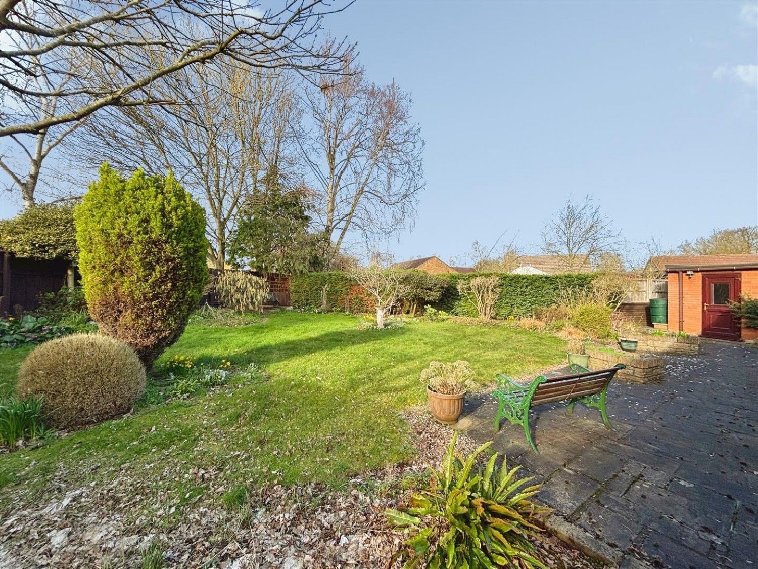 2 bedroom Bungalow in Adam Close, Lincoln