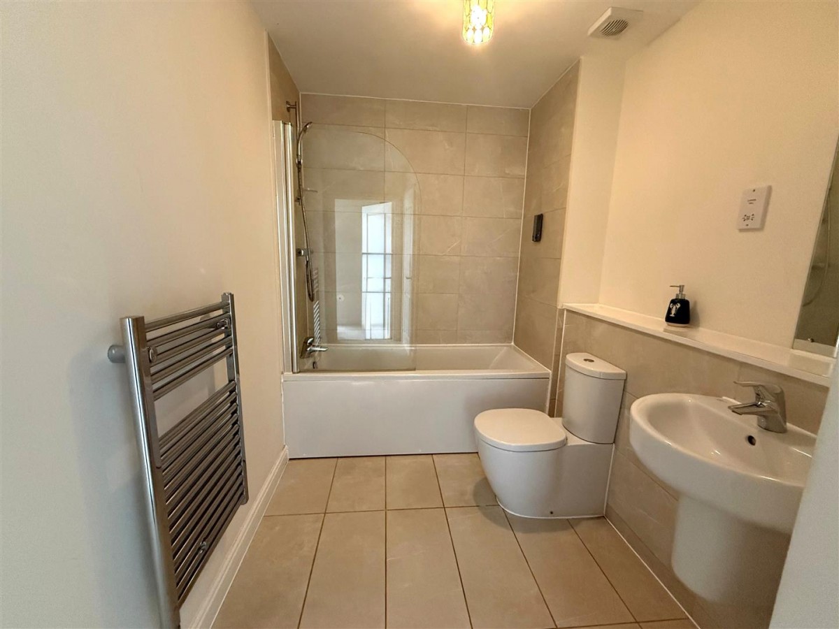 Wessex Court, Farnborough