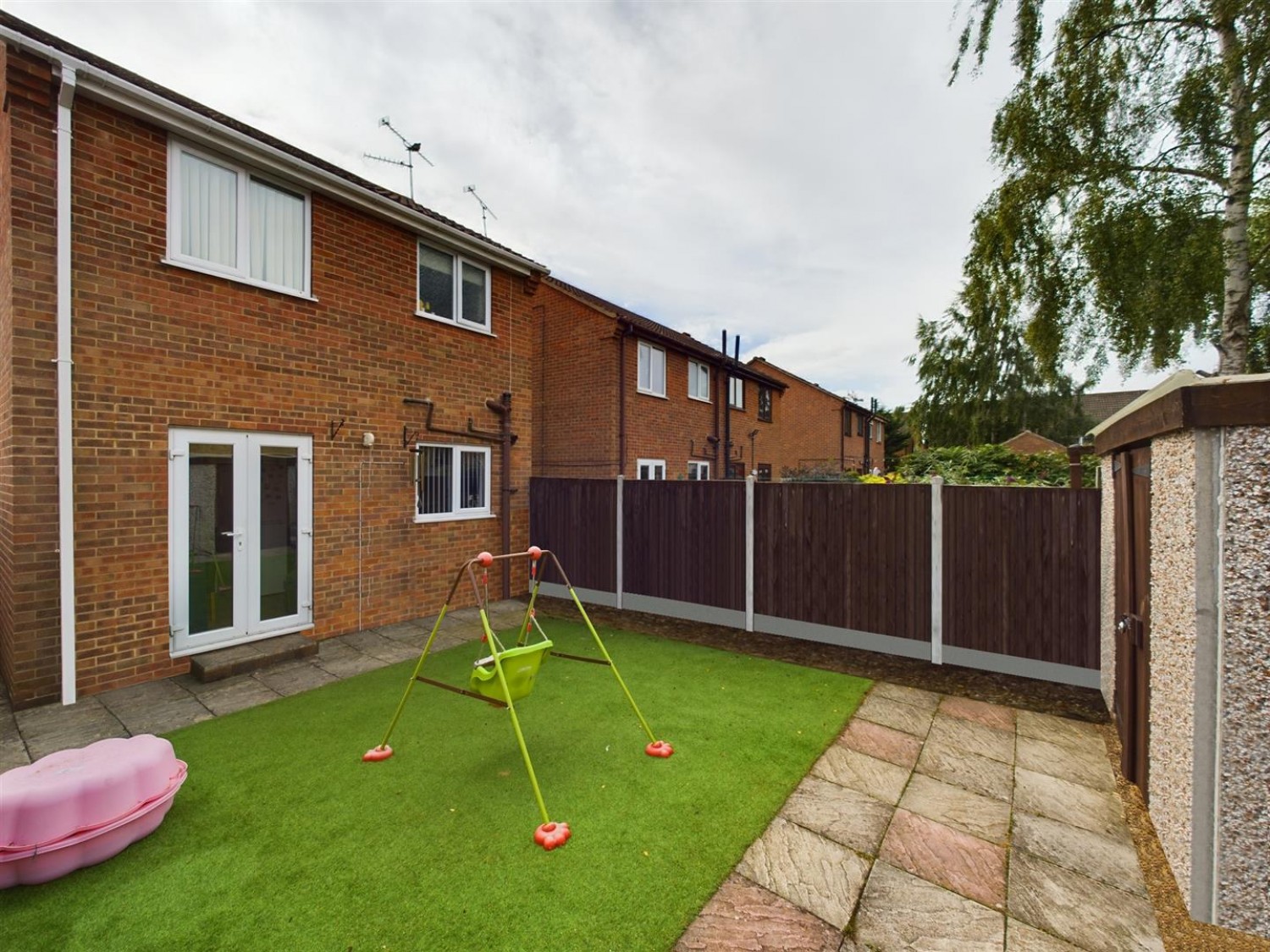 3 bedroom House in Dellfield Court, Lincoln