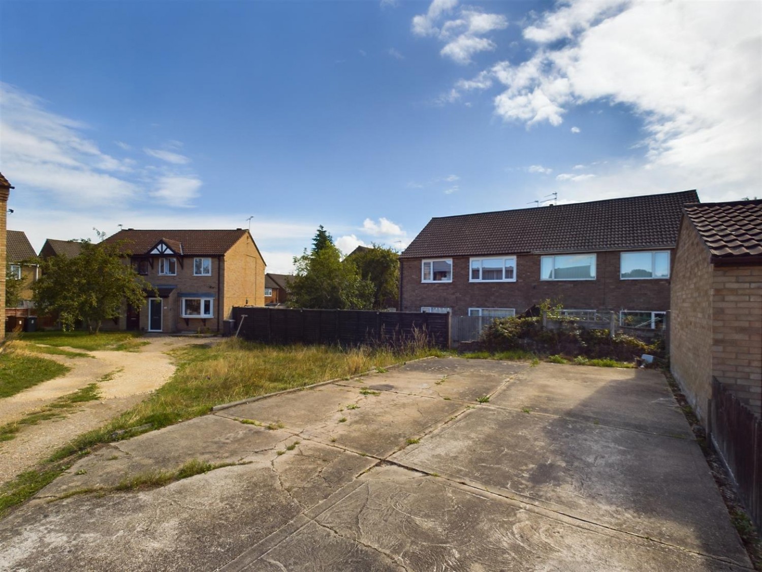 3 bedroom House in Dellfield Court, Lincoln