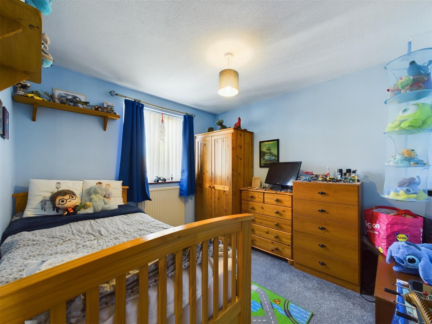 3 bedroom House in Dellfield Court, Lincoln