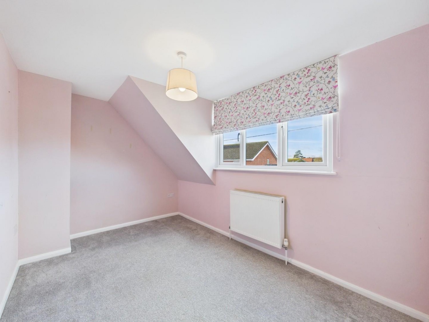 4 bedroom House in Blacksmiths Lane, Thorpe on The Hill