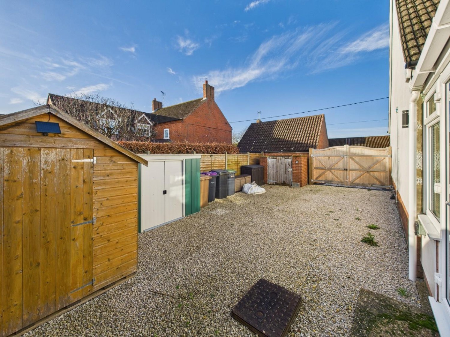 4 bedroom House in Blacksmiths Lane, Thorpe on The Hill