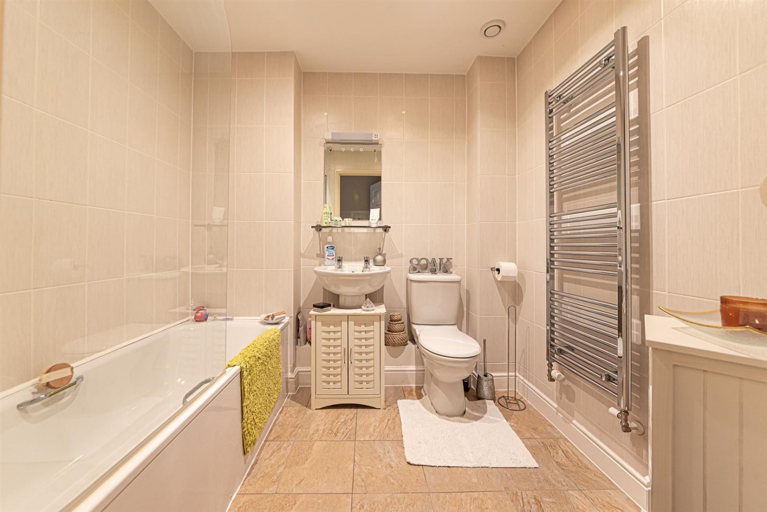 2 bedroom Flat in 7 Queen Street, Aldershot