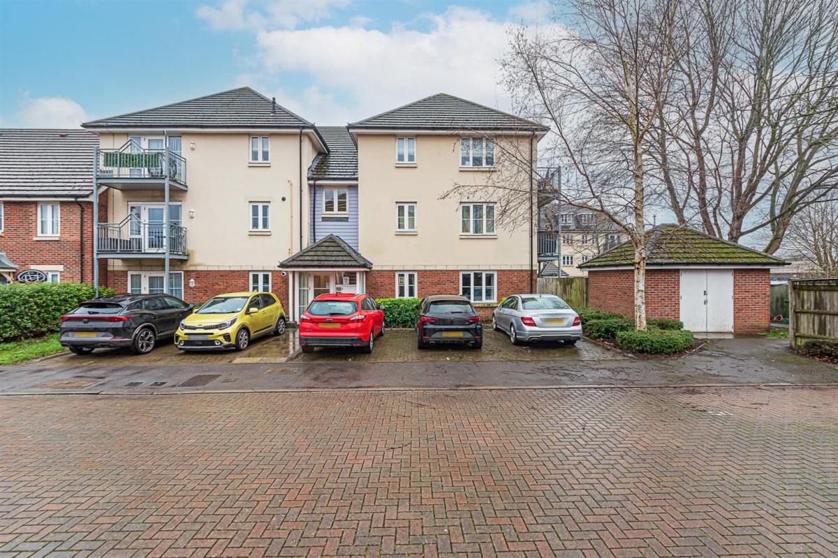 7 Queen Street, Aldershot