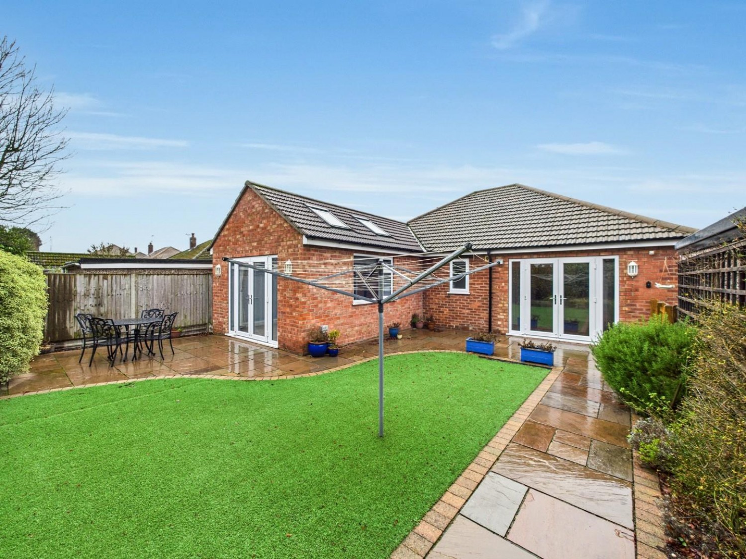 2 bedroom Bungalow in Baildon Crescent, Lincoln