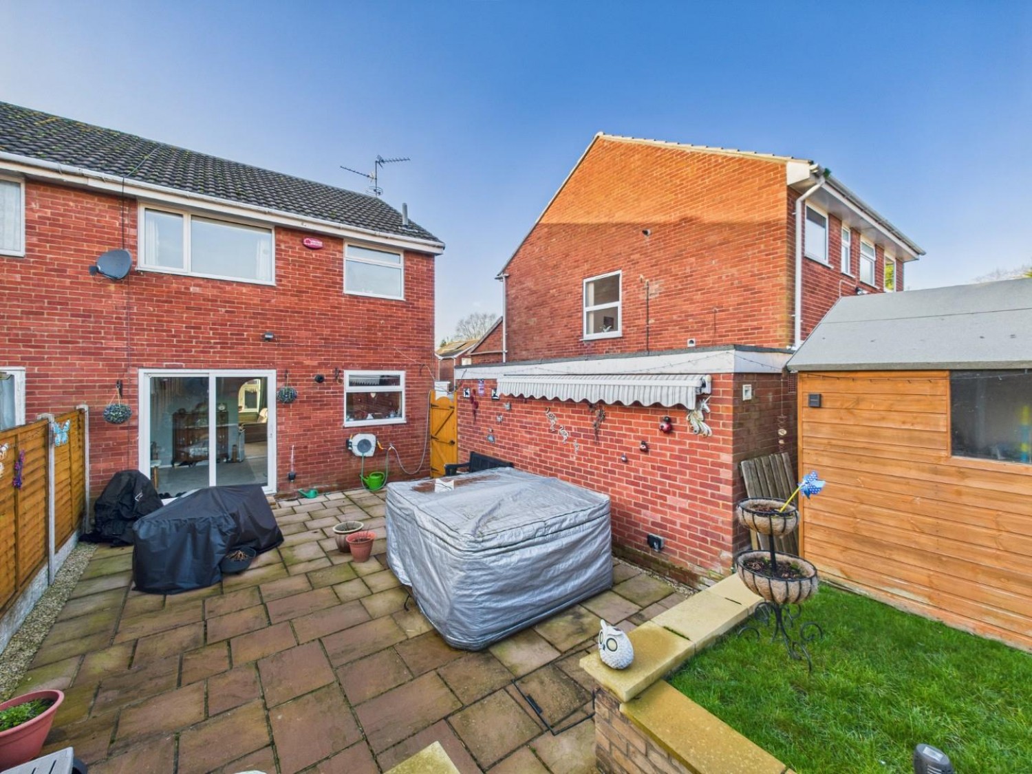 3 bedroom House in Broughton Gardens, Lincoln