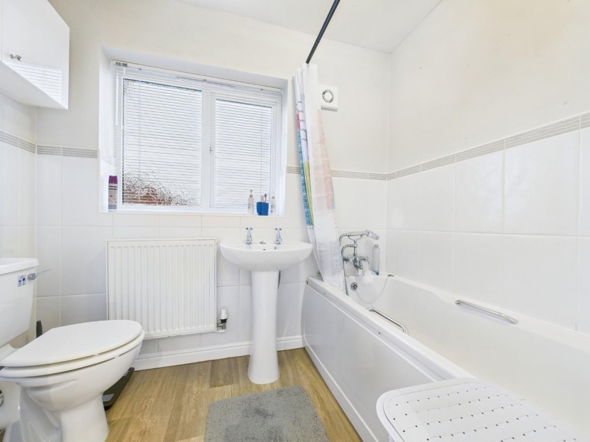 Melbourne Way, Waddington