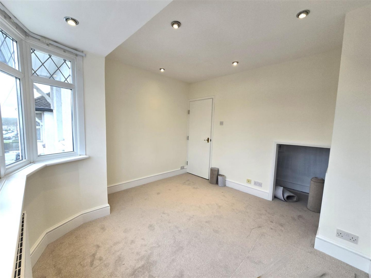4 bedroom House in Jubilee Road, Aldershot