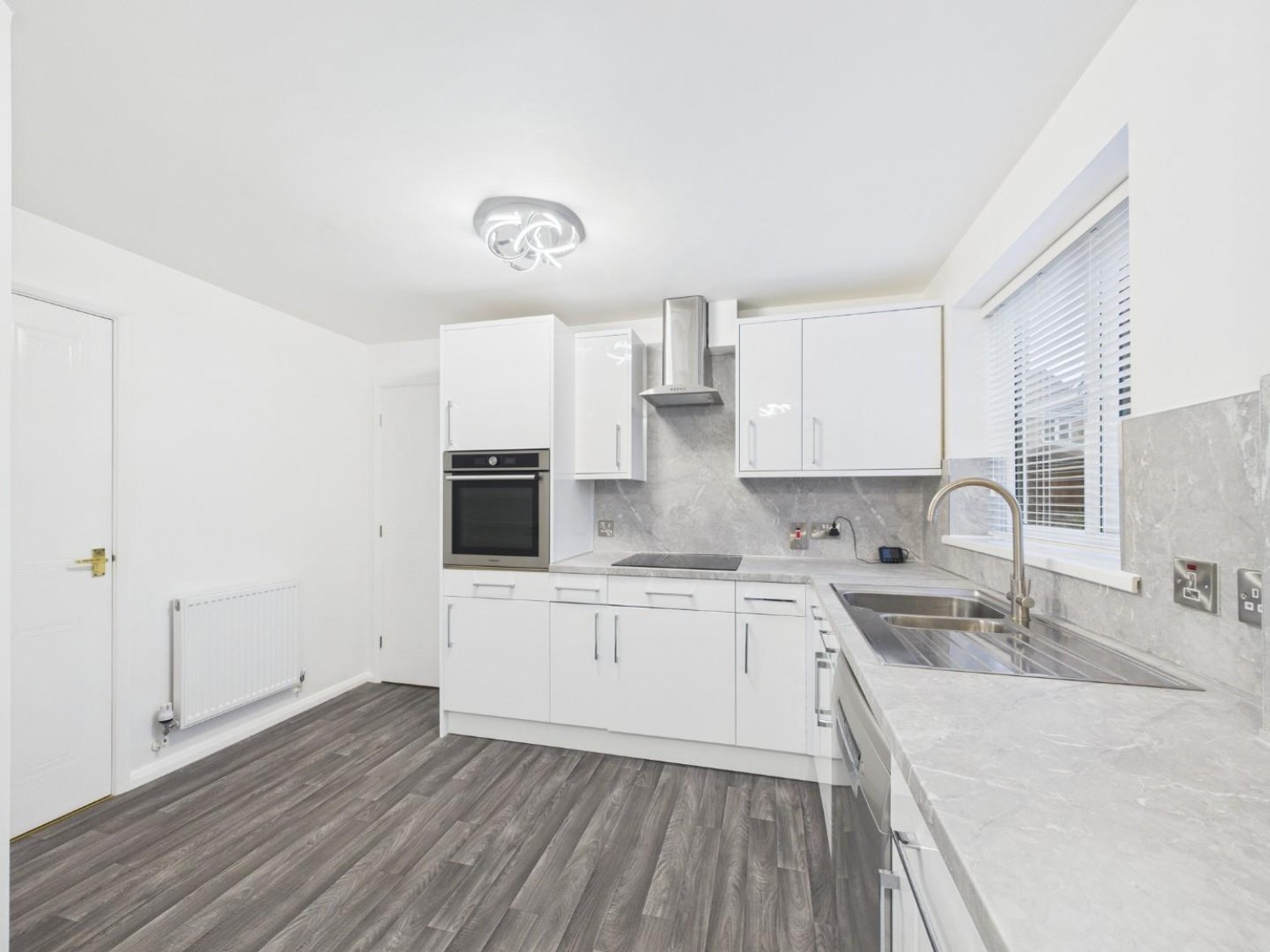 3 bedroom House in King Drive, Bracebridge Heath, Lincoln