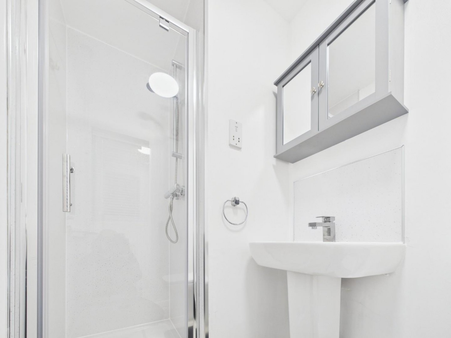 3 bedroom House in King Drive, Bracebridge Heath, Lincoln