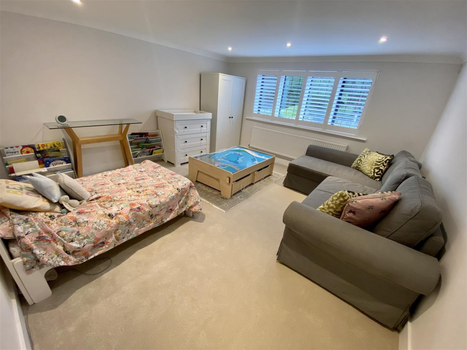 4 bedroom House in Gong Hill Drive