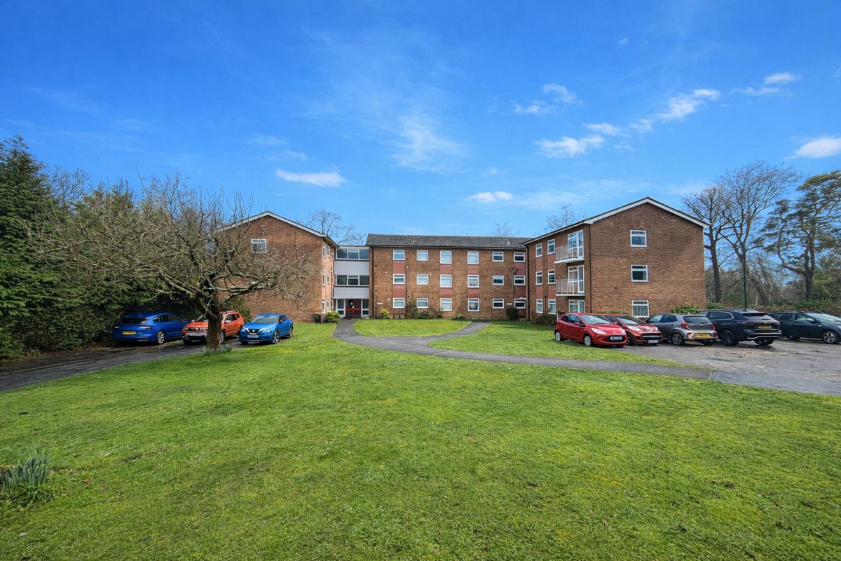 Elleray Court, Ash Vale, Aldershot