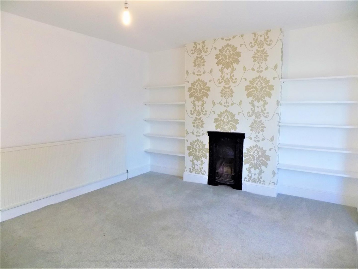 1 bedroom Flat in Cambridge Road, Aldershot